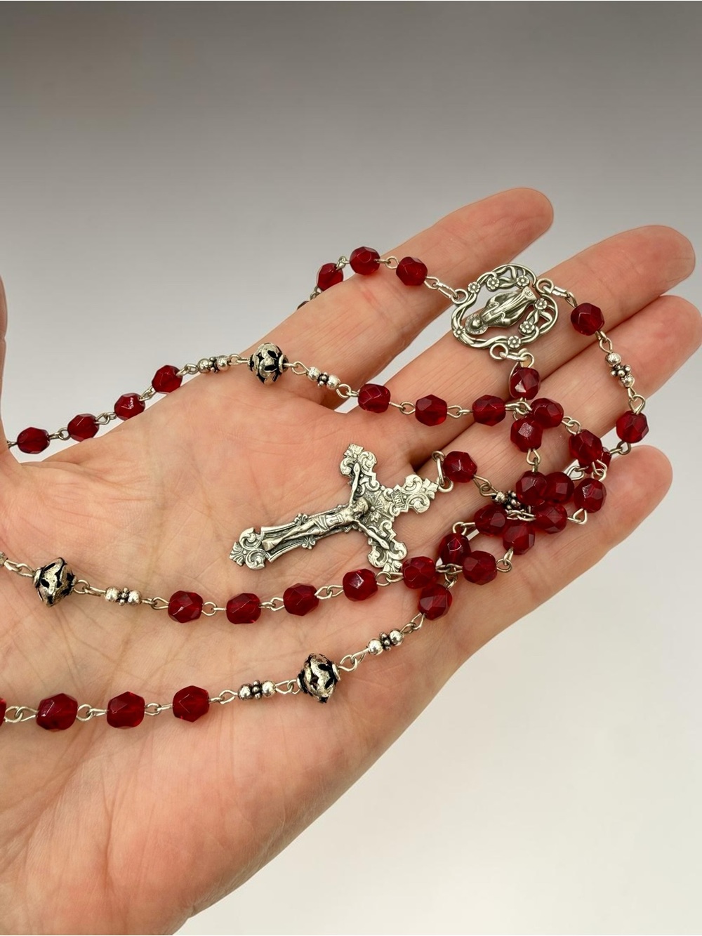 Donna Dressler Sterling Silver Ruby Crystal Rosary Crucifix VTG Tagged 26” w 6”D - Picture 9 of 17